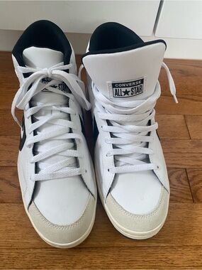 Converse Men's White and Black Mid-Top Sneakers